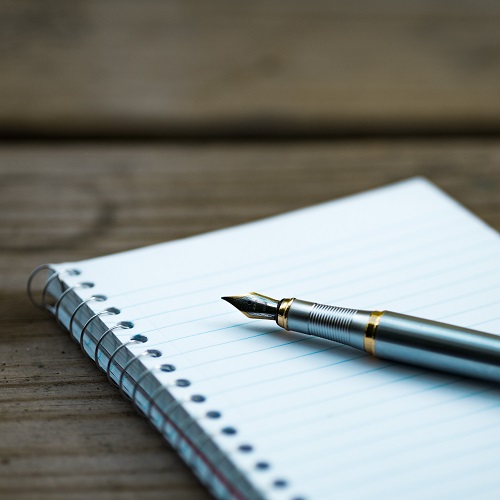 Contact - Photo by Aaron Burden from Unsplash