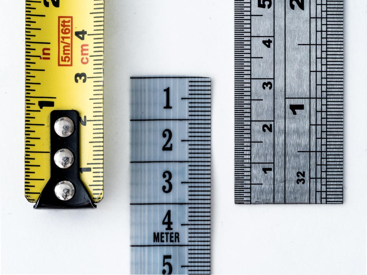 Range of metal measuring tapes